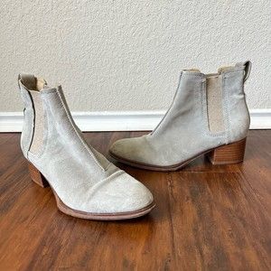 RAG & BONE Walker Chelsea Bootie in Suede Grey